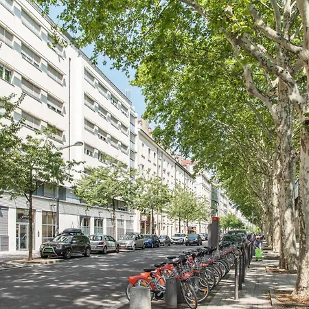 Bright And Calm Studio In Part-dieu District - Welkeys * Lyon